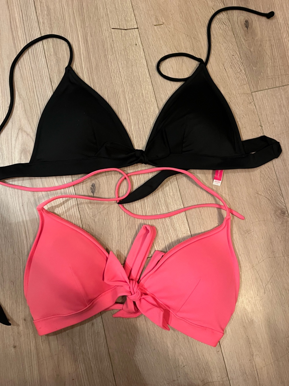 Victoria’s Secret L bikini tops